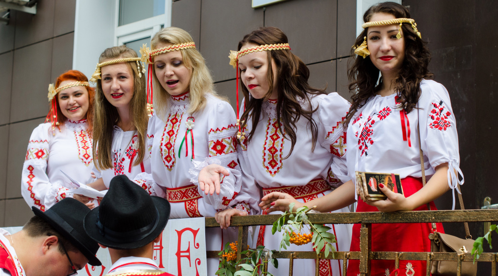 Семь старых добрых традиций на Руси и в Беларуси 