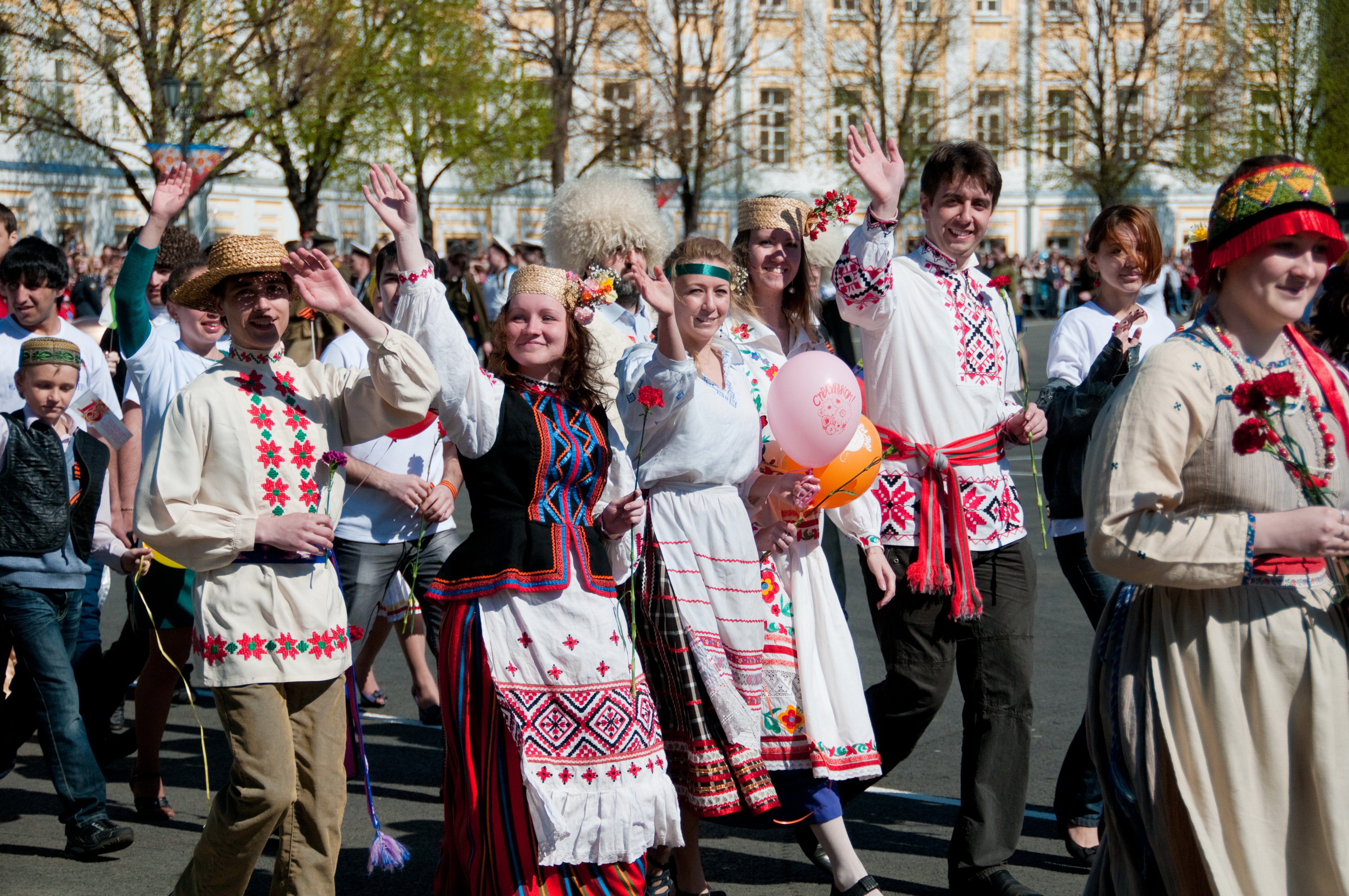 Победы белорусского народа. Народ Белоруссии. Беларусь люди. Белорусы народ. Жители Белоруссии.