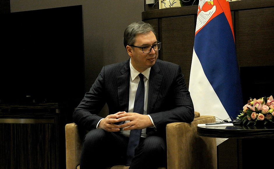 Президент Сербии привел армию в состояние максимальной готовности