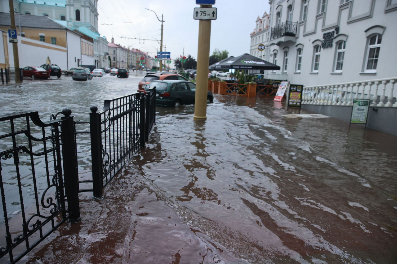 Кругом вода - Союзное Вече