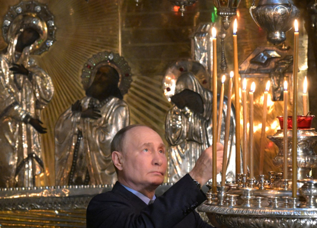 Владимир Путин: Наши народы вместе защитили Родину
