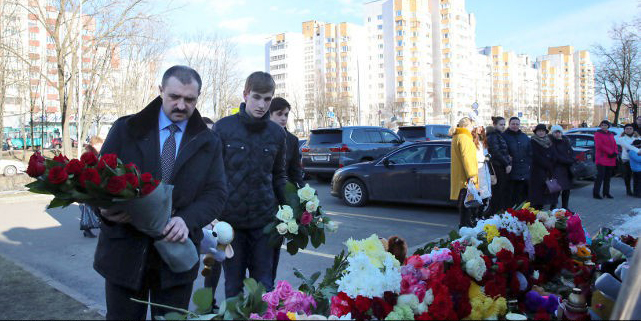  Сыновья Александра Лукашенко почтили память погибших в Кемерове